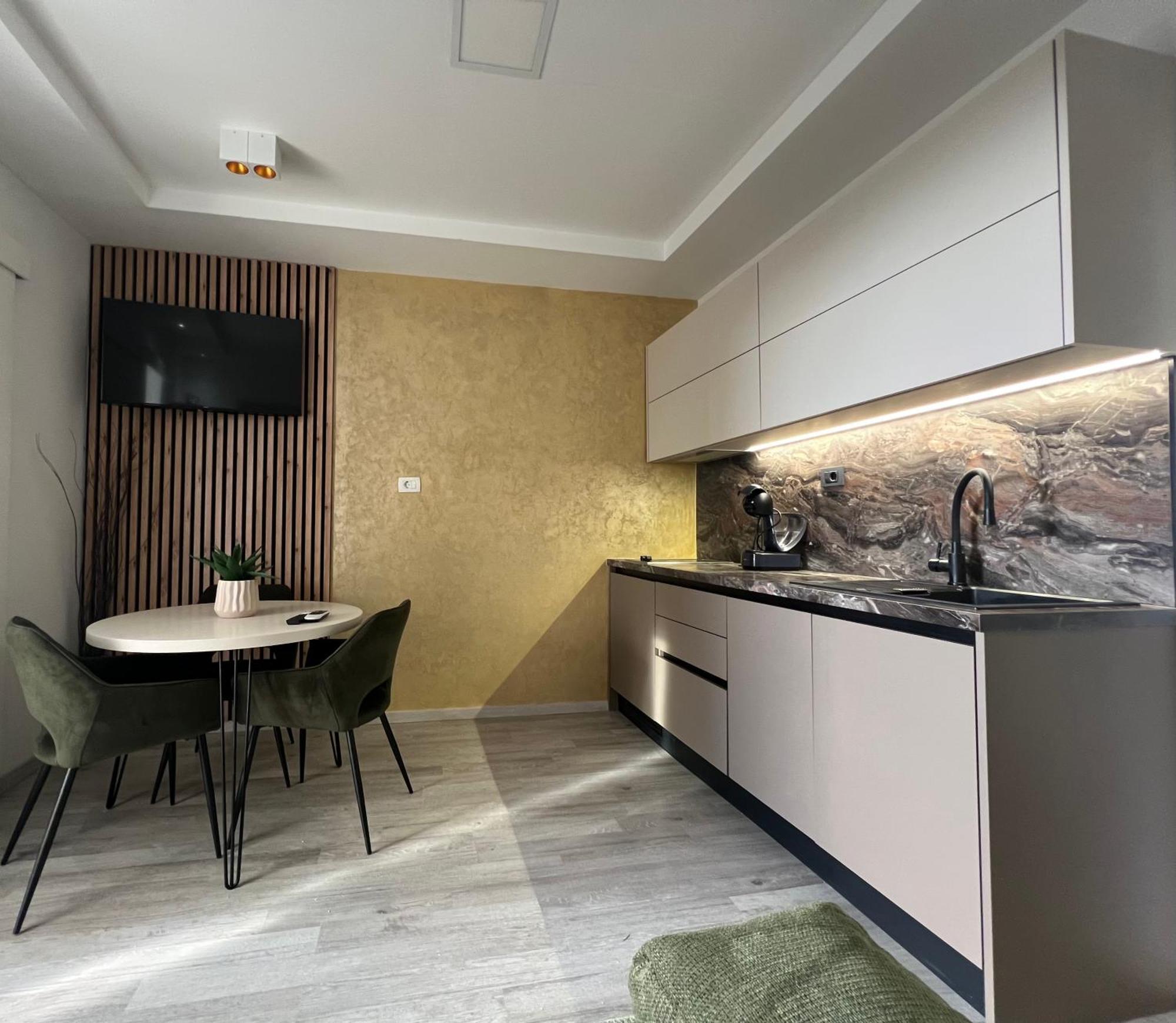 Apartmani Cvitanovic Baška Voda Buitenkant foto
