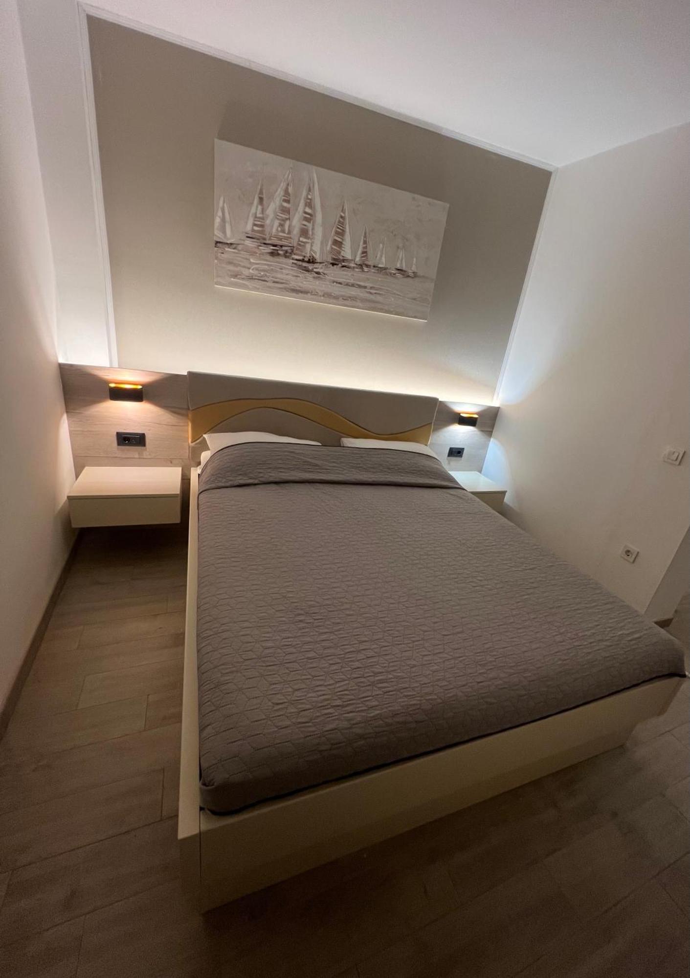Apartmani Cvitanovic Baška Voda Buitenkant foto