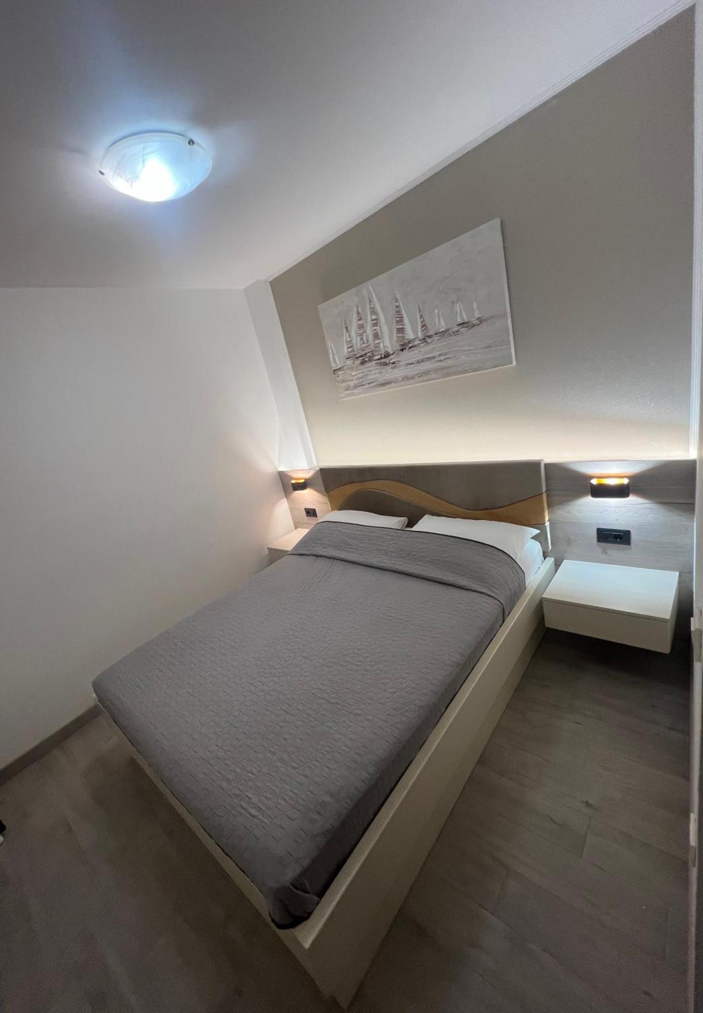 Apartmani Cvitanovic Baška Voda Buitenkant foto